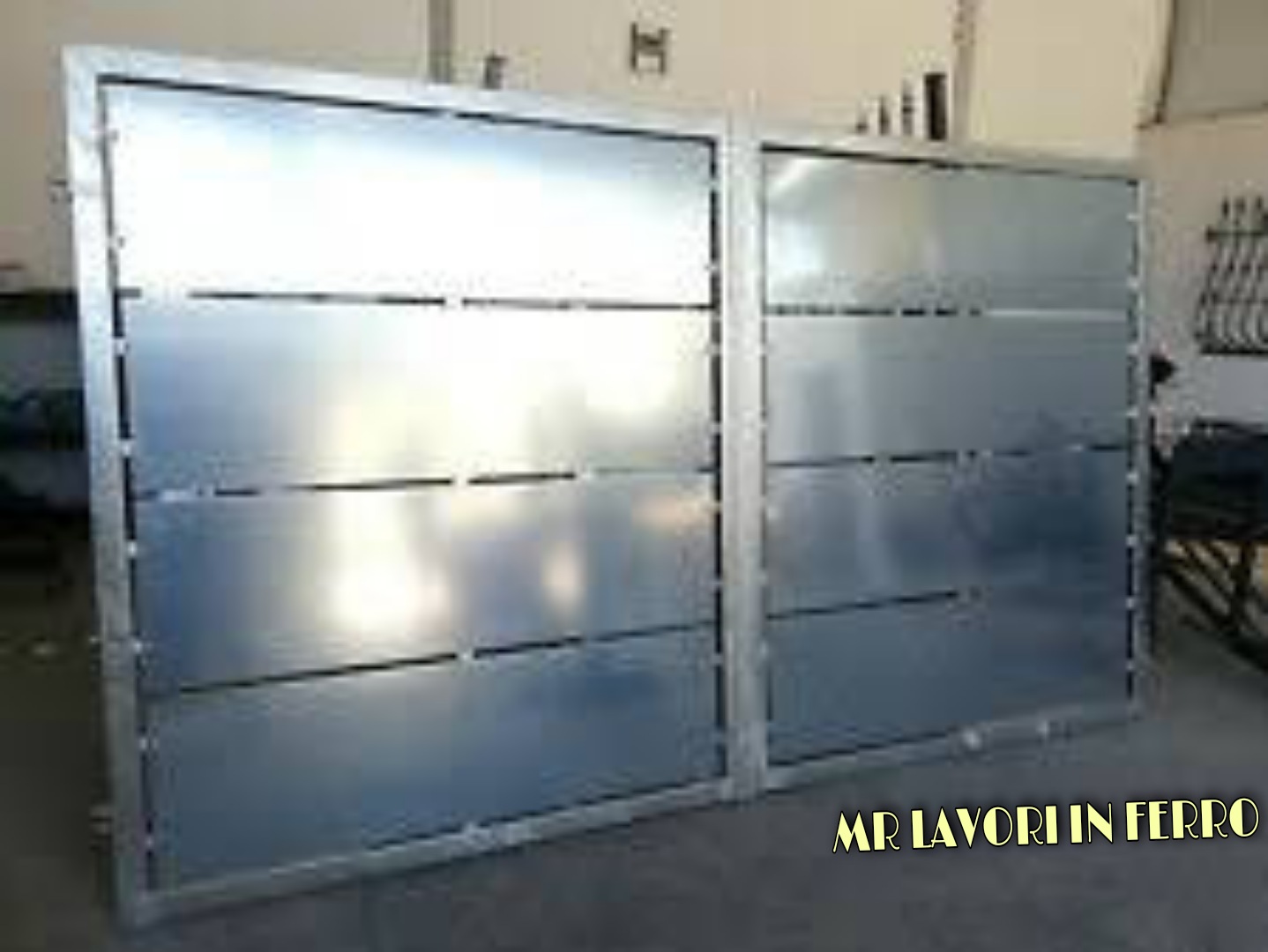 Carrabile Lamierato zincato stile moderno